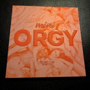 Orgy eye shadow palette